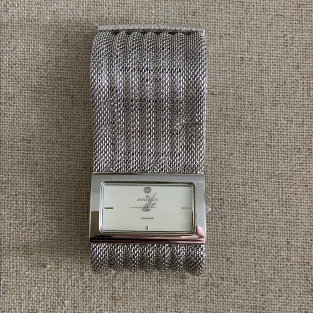 Anne Klein watch - needs battery